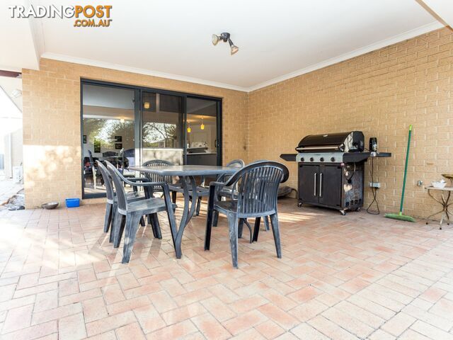 11 Hoskins Way AUSTRALIND WA 6233