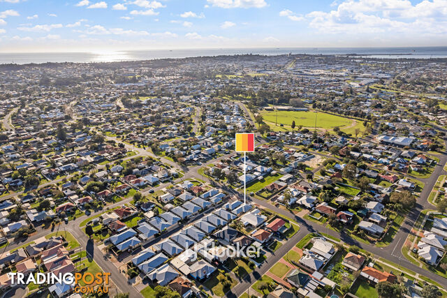 10/35 Winton Street CAREY PARK WA 6230