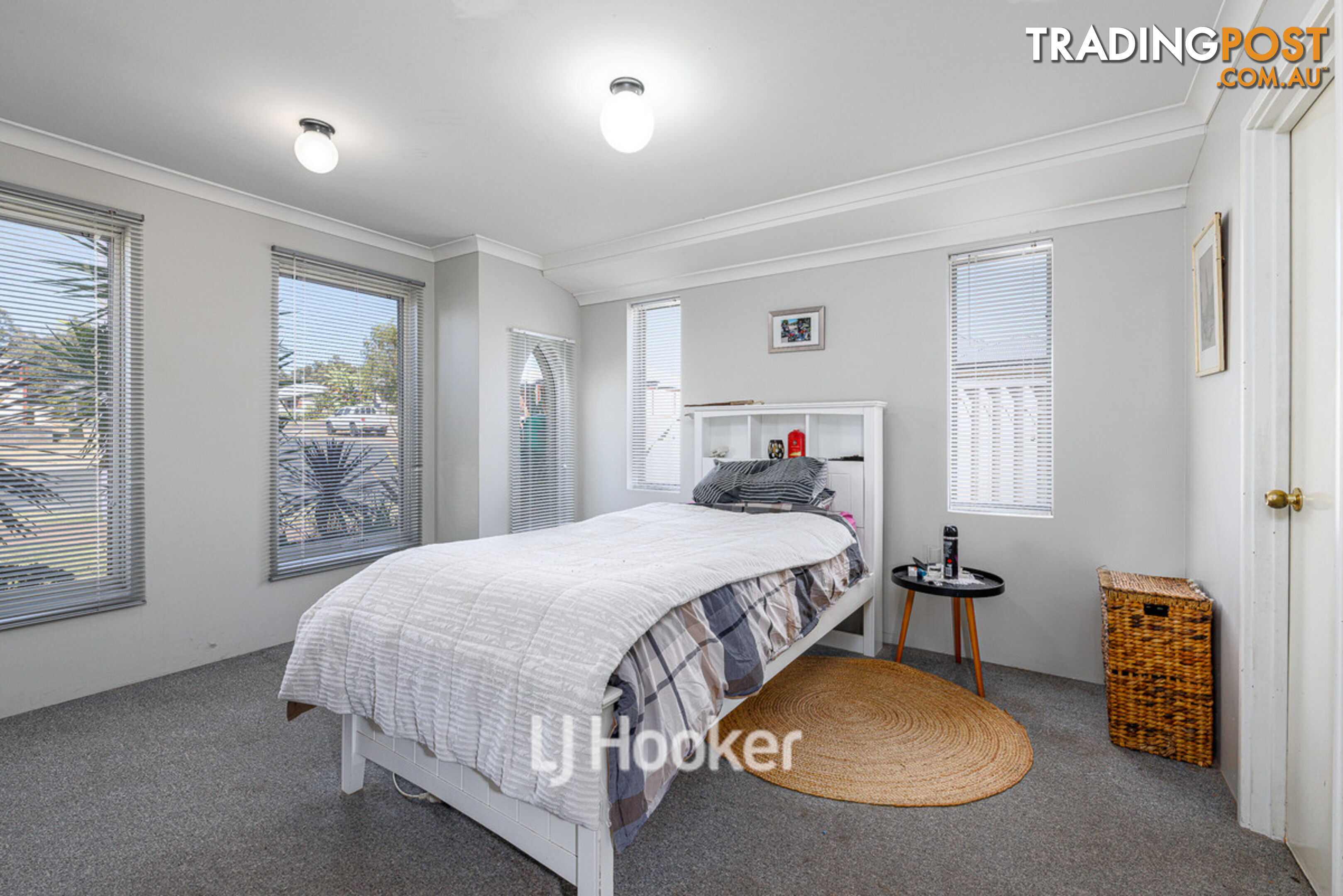 16 Meredith Way USHER WA 6230