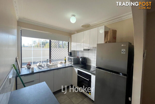 6/10 Wellington Street BUNBURY WA 6230 - photo 2 of 4