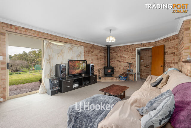 6 O'Neil Grove DARDANUP WEST WA 6236