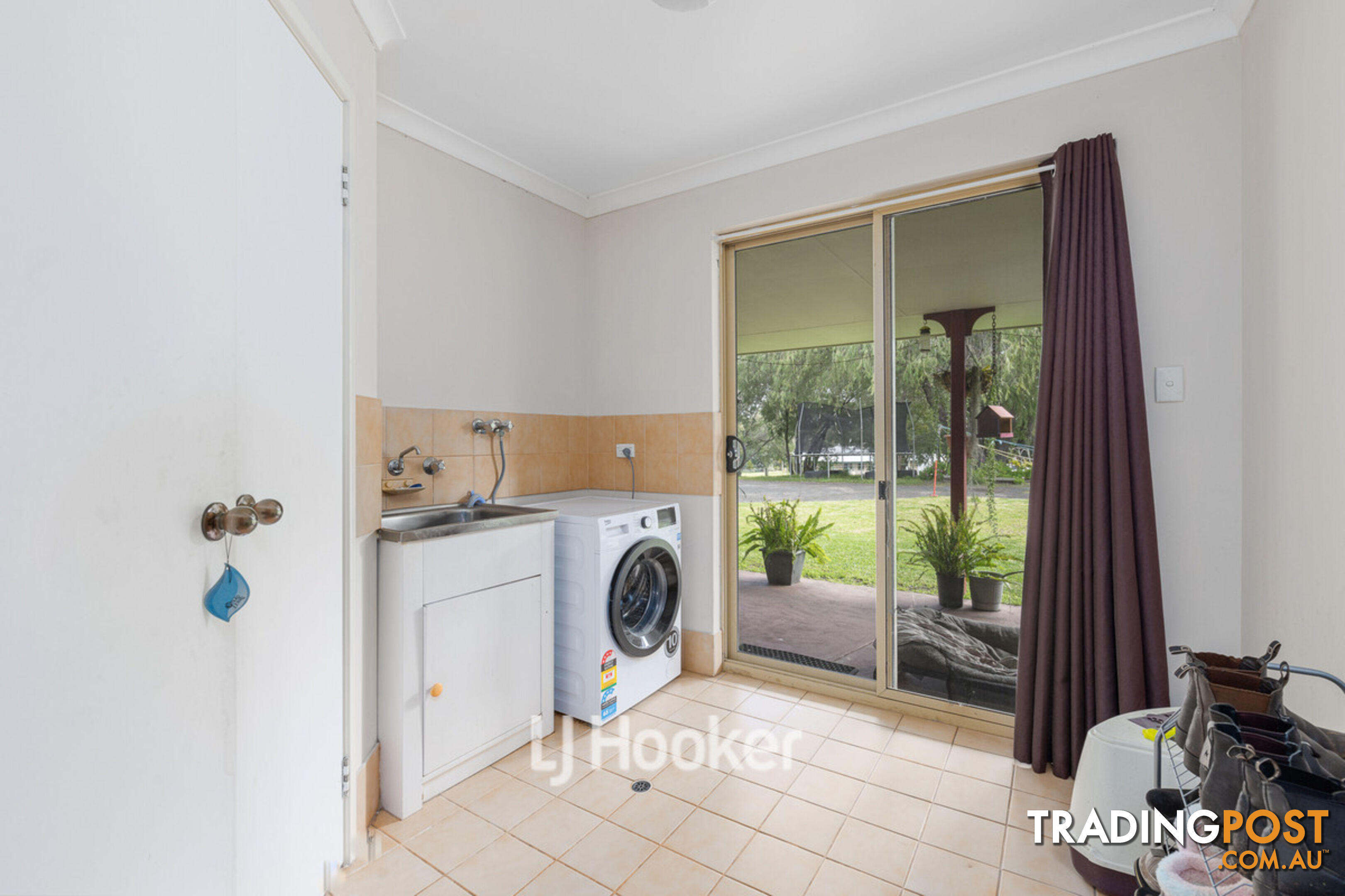 6 O'Neil Grove DARDANUP WEST WA 6236