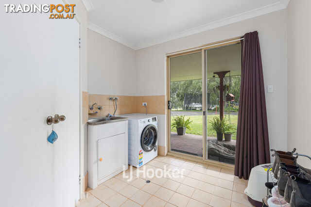 6 O'Neil Grove DARDANUP WEST WA 6236