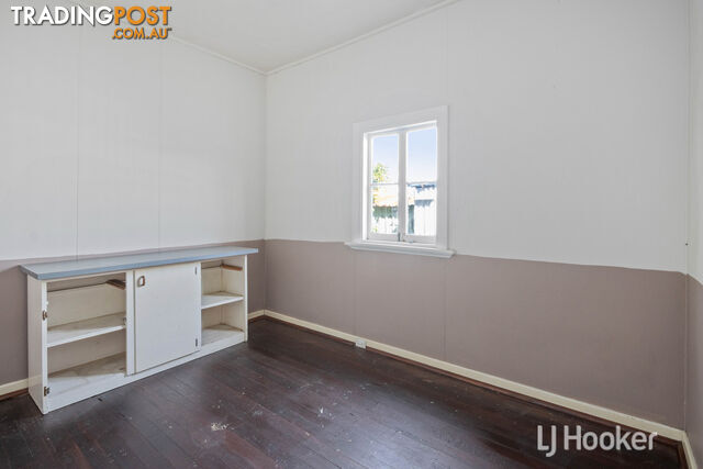 11 Hutton Street COLLIE WA 6225