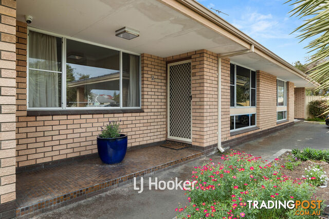 2/20 Minninup Road SOUTH BUNBURY WA 6230 - photo 2 of 16