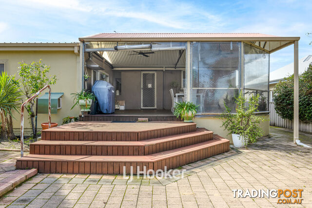 24 Gregory Street SOUTH BUNBURY WA 6230