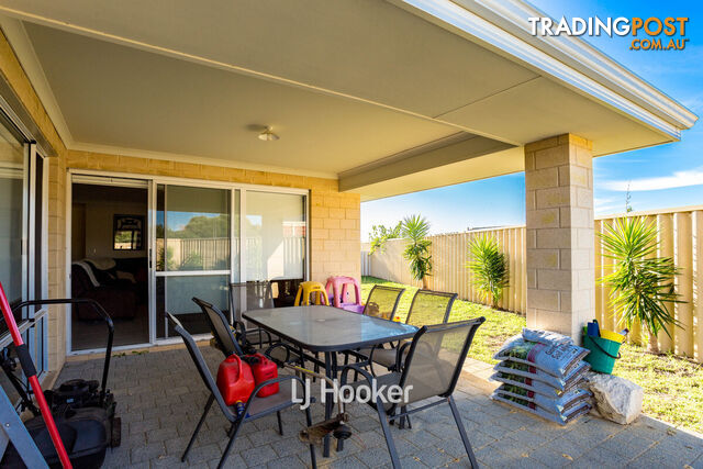 22 Hazelgrove Crescent MILLBRIDGE WA 6232