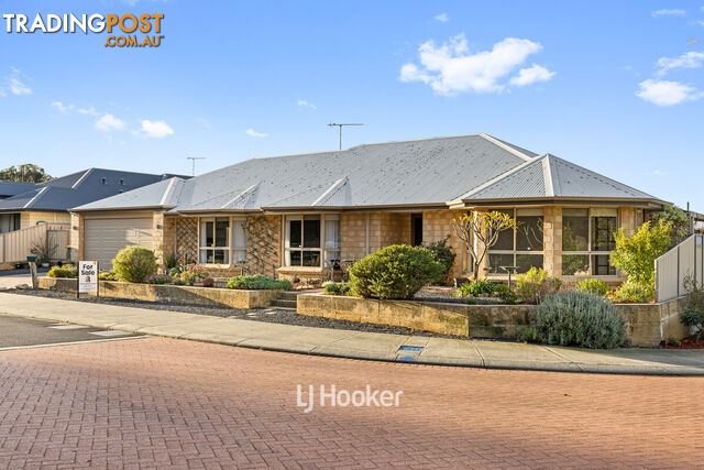 31 Melaleuca Drive COLLEGE GROVE WA 6230 - photo 2 of 25