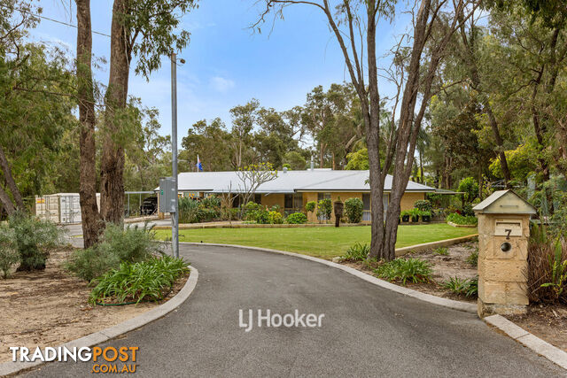 7 Green Way LESCHENAULT WA 6233