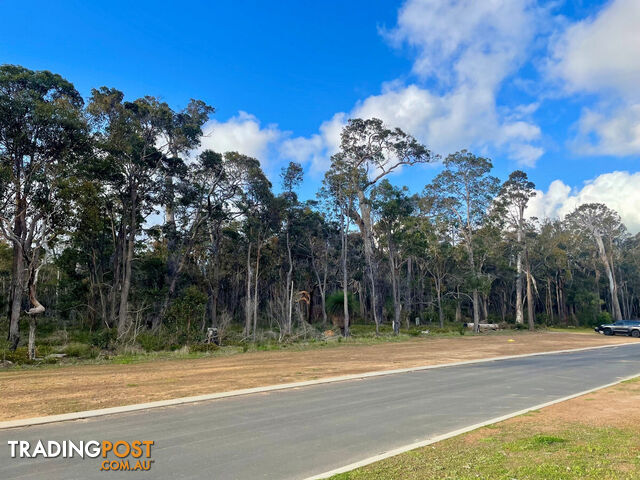 16 Truffle Circuit COWARAMUP WA 6284 - photo 3 of 5