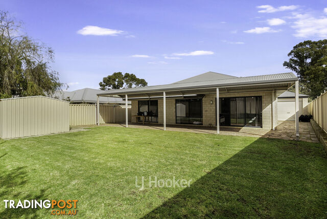 15 Edwinstone Close DALYELLUP WA 6230