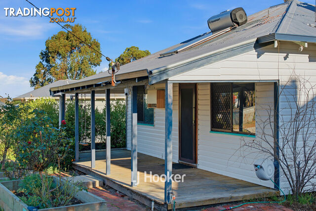 13 Baird Street COLLIE WA 6225 - photo 2 of 25