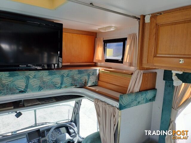 2001 Winnebago Alpine 2855 Motorhome