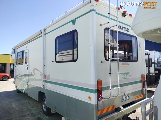 2001 Winnebago Alpine 2855 Motorhome