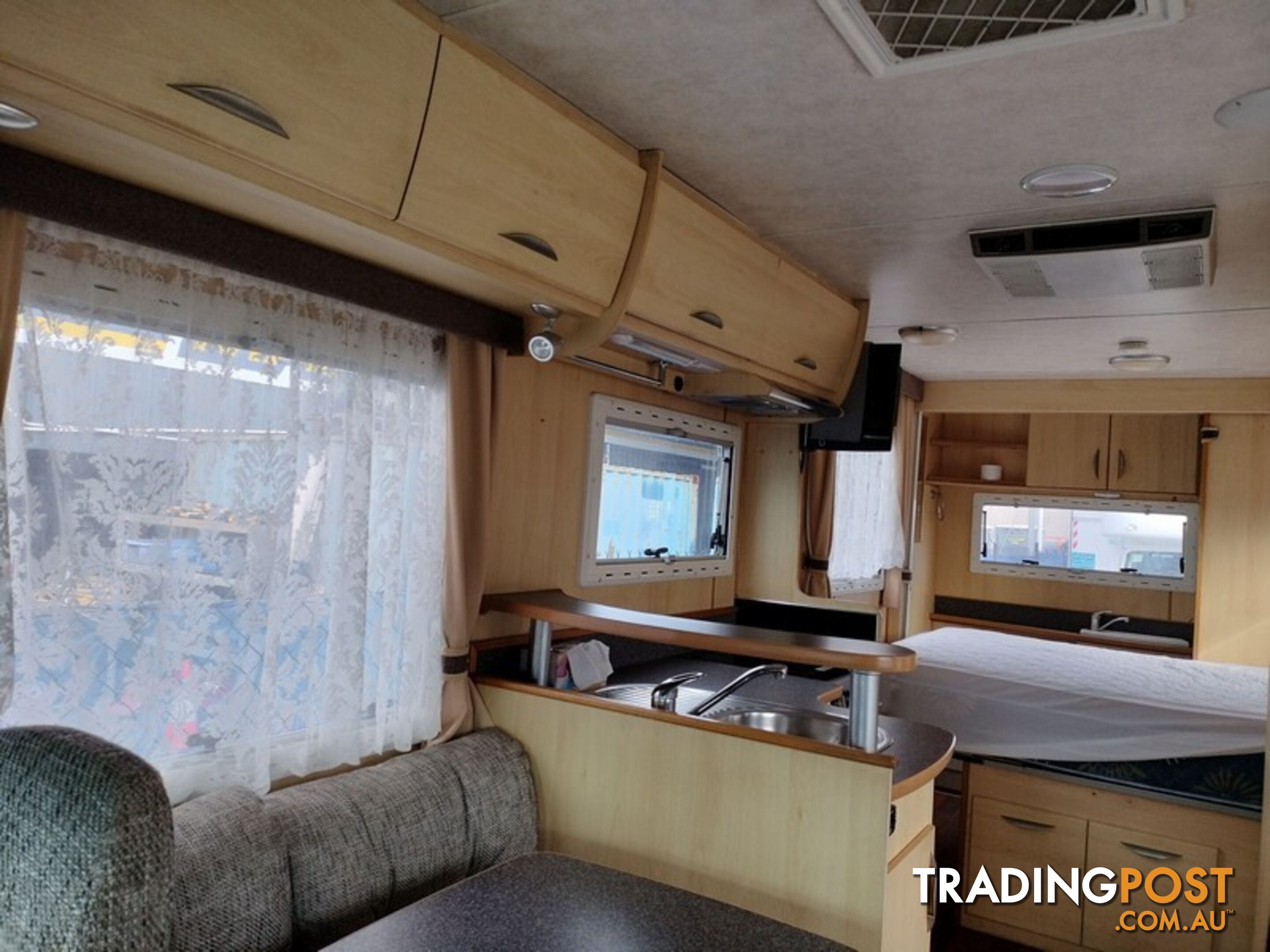 2009 Sunliner Vision Motorhome