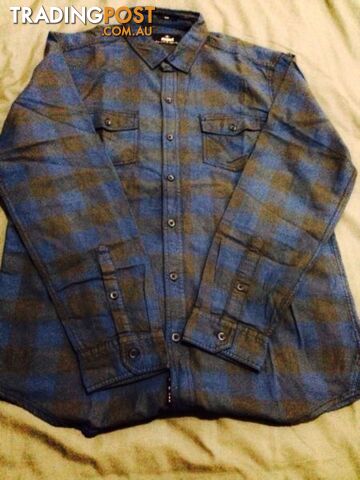 Brand New Designer Shirts from Mavi, Losan, H & M. - photo 3 of 10