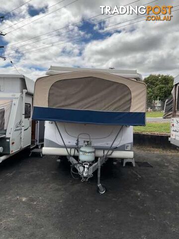2009 JAYCO Hawk wind up Camper - photo 2 of 10