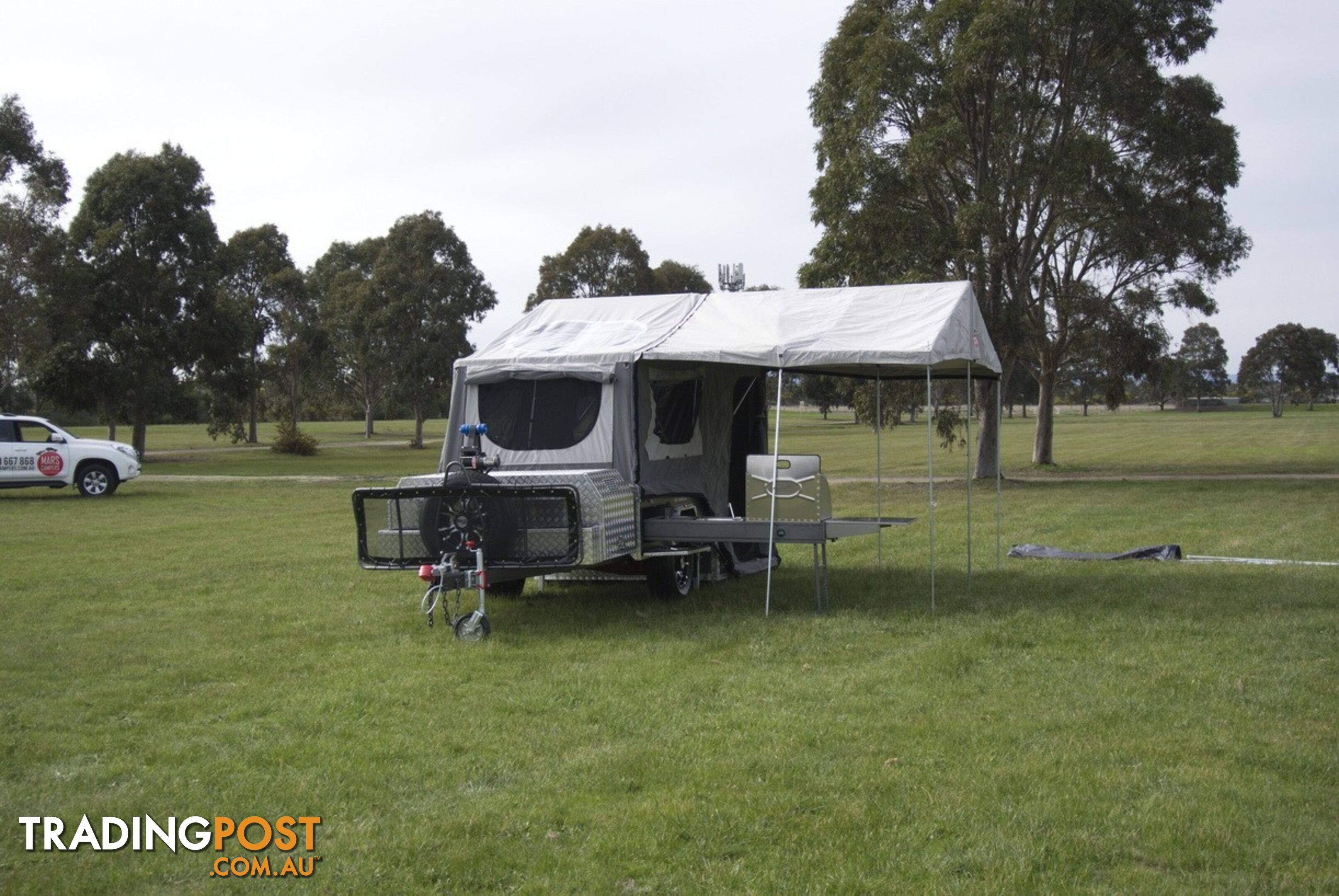 Extremo | Hard Floor Rear Fold Camper Trailer