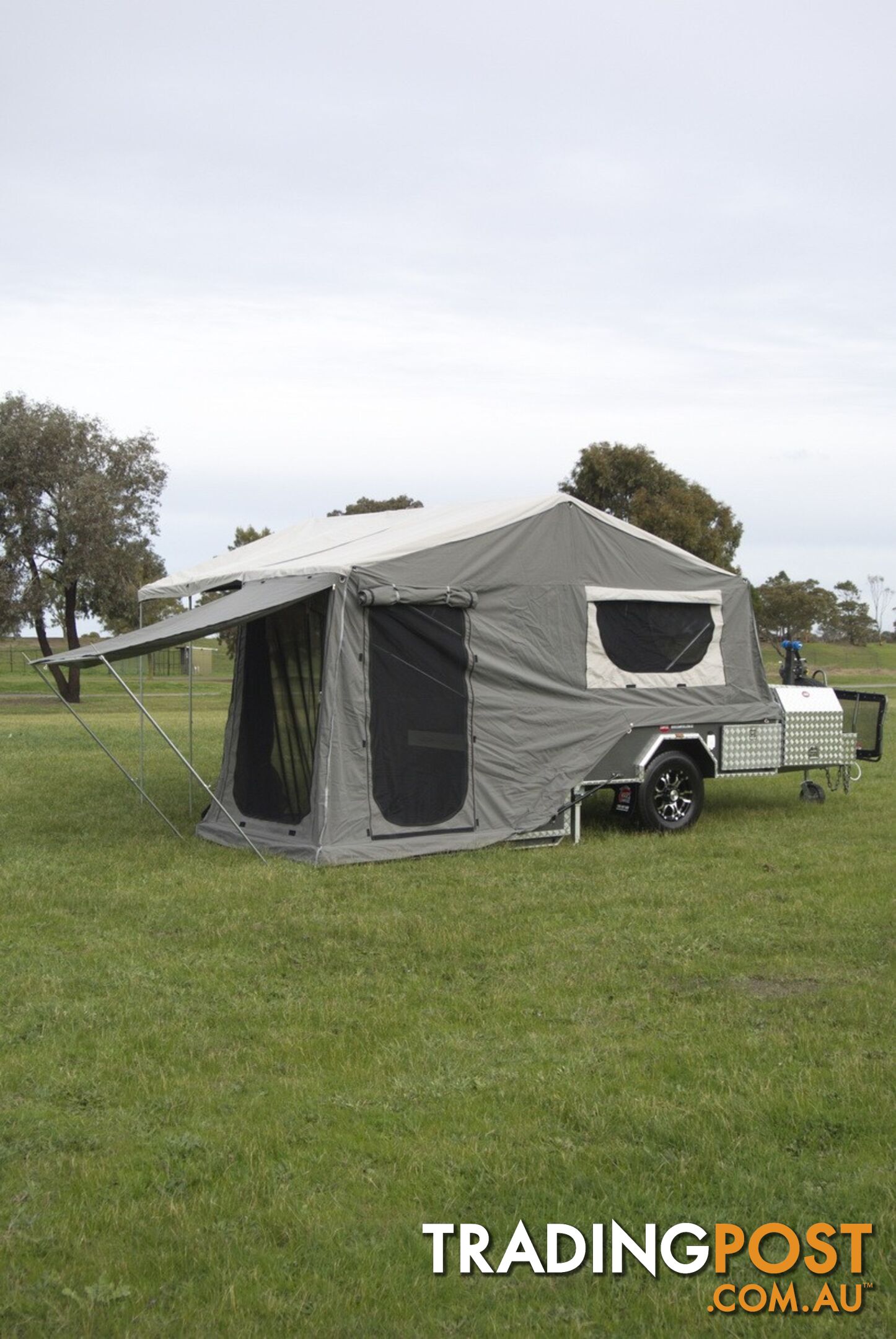 Extremo | Hard Floor Rear Fold Camper Trailer