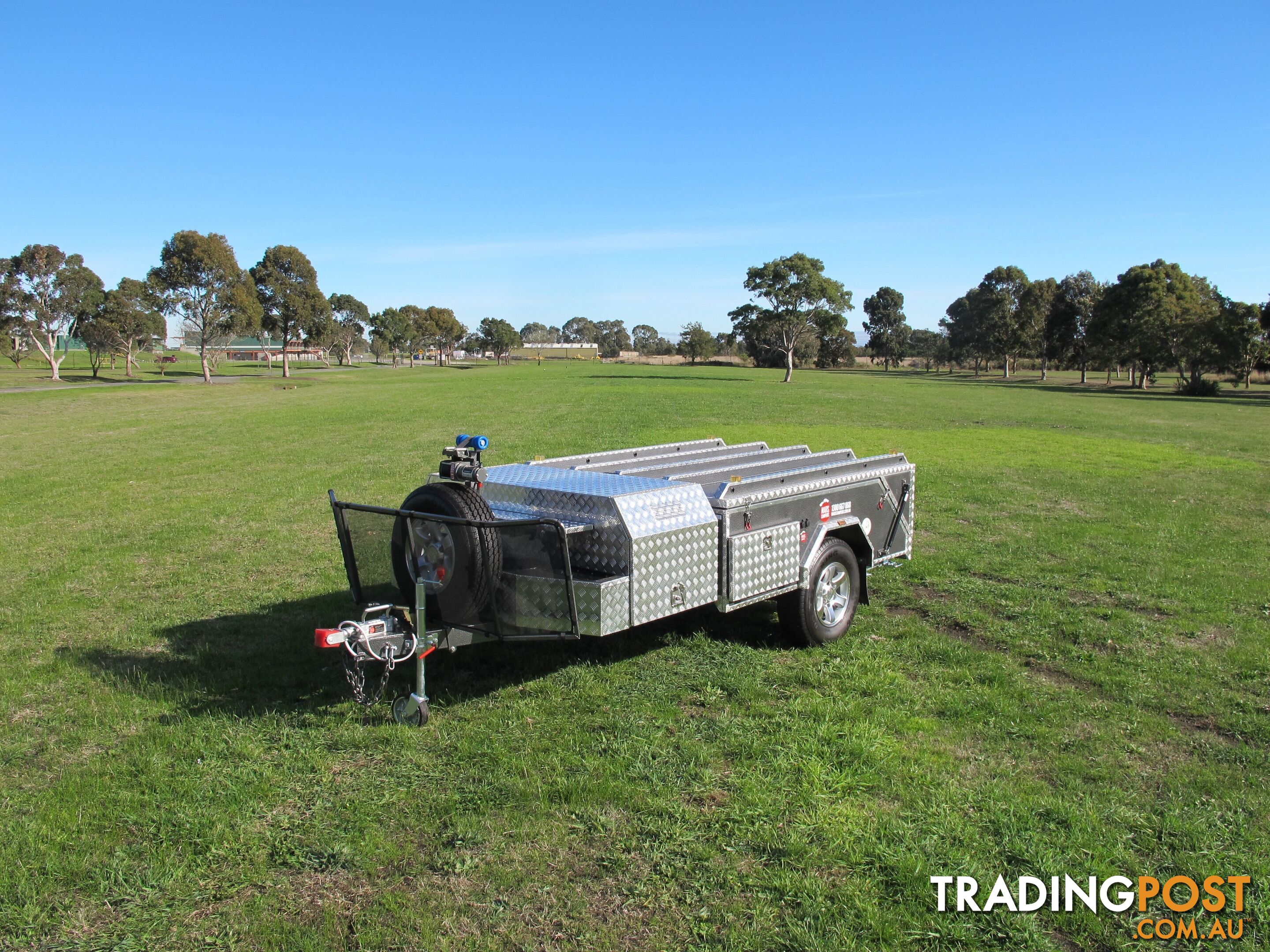 Extremo | Hard Floor Rear Fold Camper Trailer