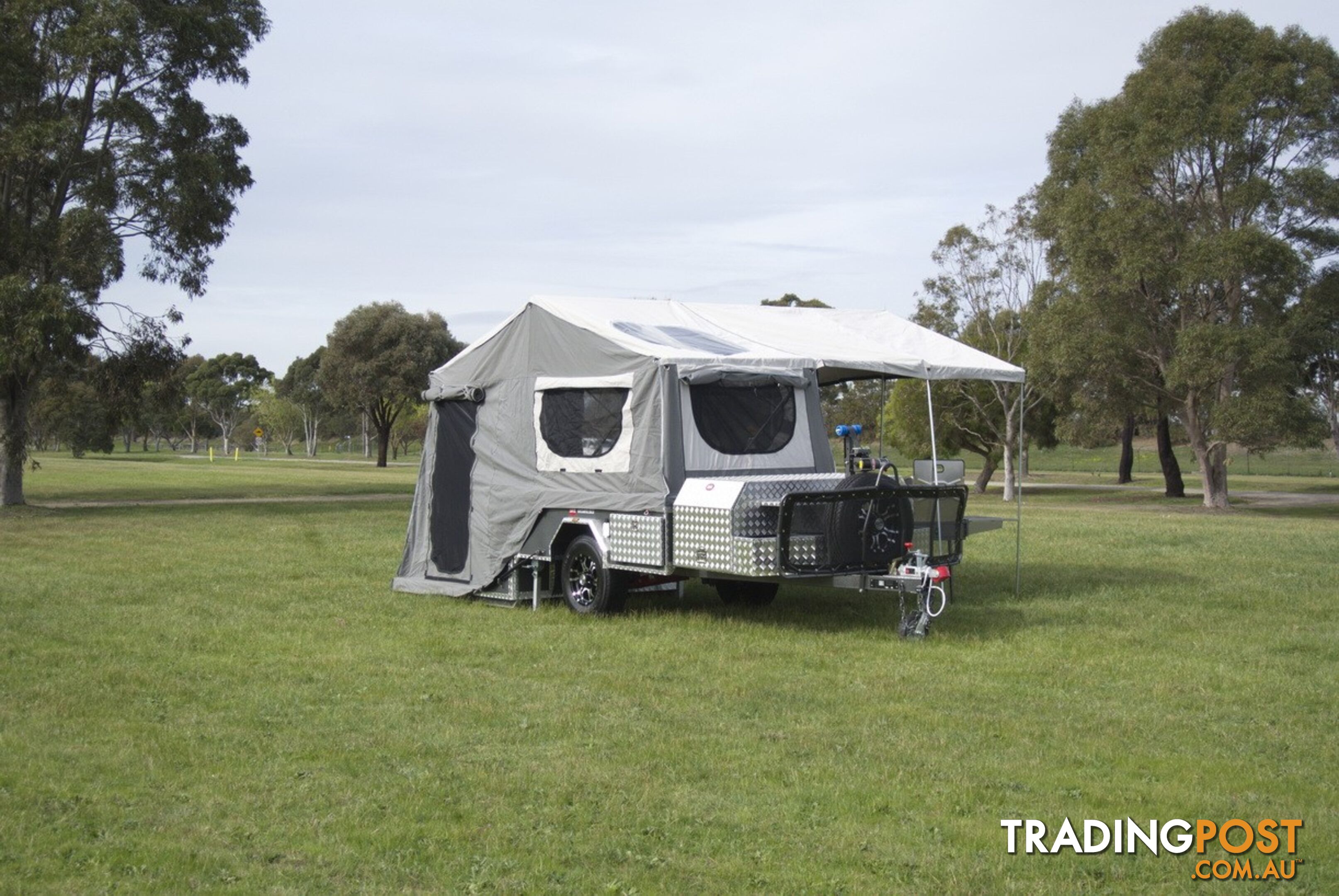 Extremo | Hard Floor Rear Fold Camper Trailer