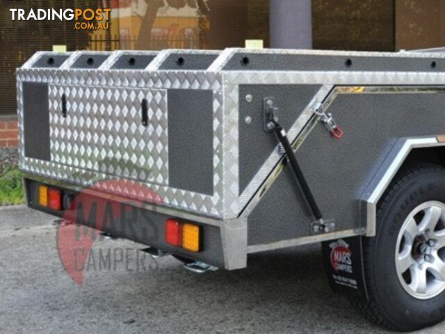 Extremo | Hard Floor Rear Fold Camper Trailer