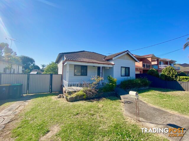 15 Egan St BANKSTOWN NSW 2200