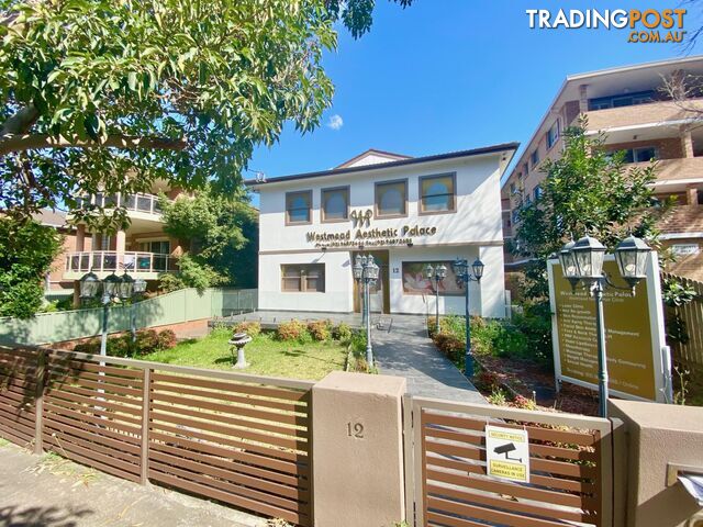 12 Caroline Street WESTMEAD NSW 2145