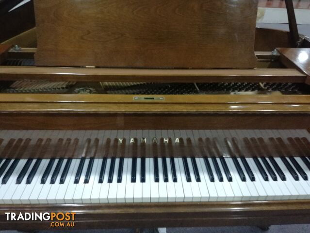 YAMAHA GRAND PIANO - photo 2 of 3