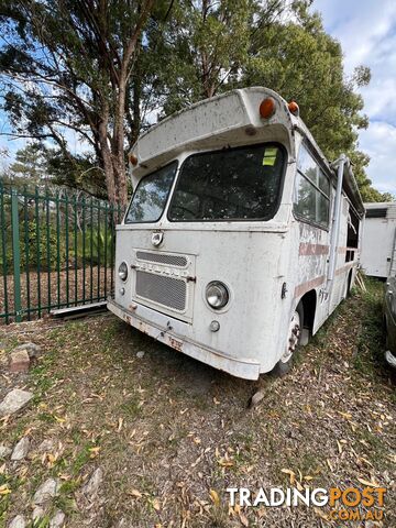 Leyland bus