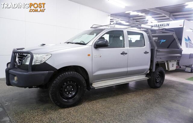 2015 Toyota Hilux SR Cab Chassis - photo 3 of 36