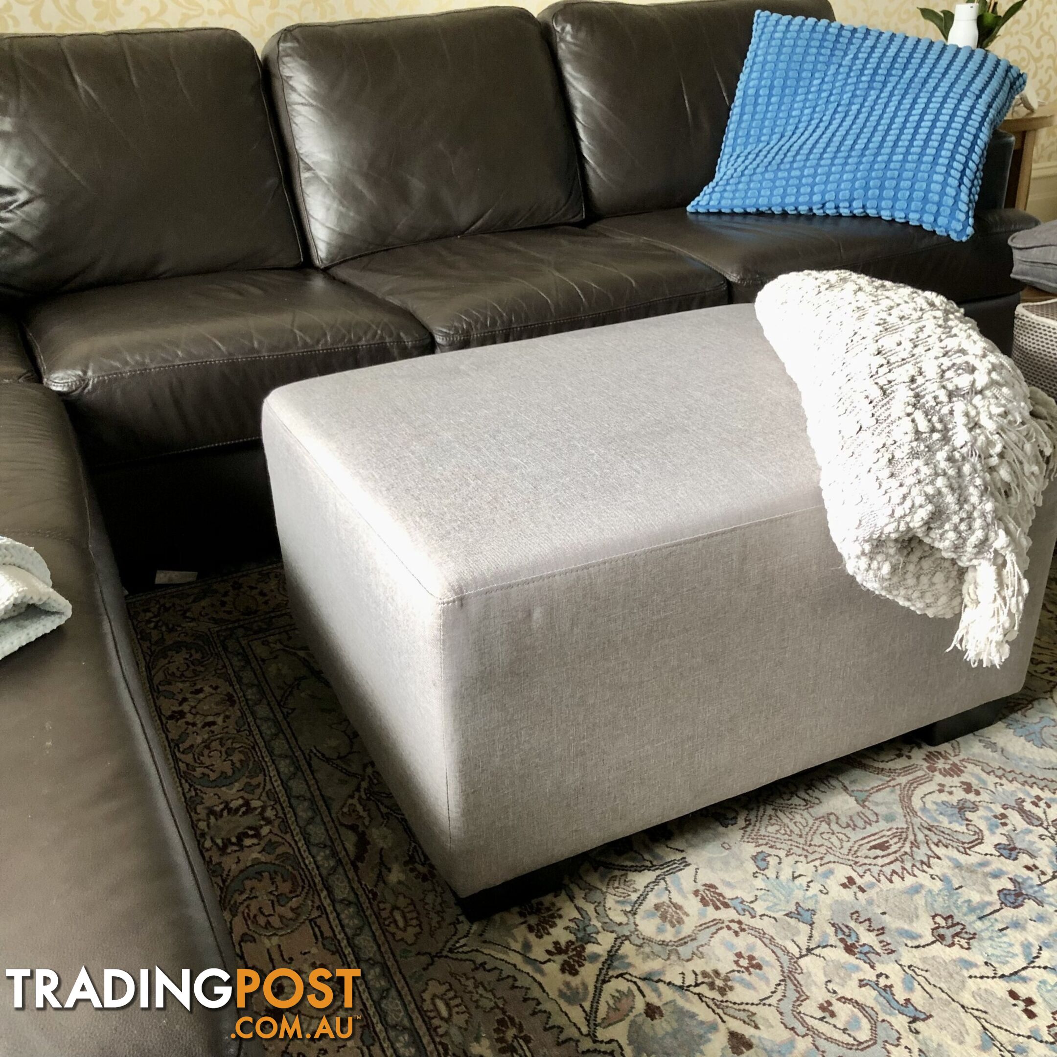 🧘‍♀️Large Upholstered Fabric Ottoman Seat or Coffee Table