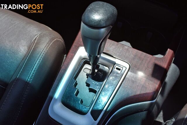 2015 TOYOTA FORTUNER Crusade GUN156R WAGON - photo 2 of 16