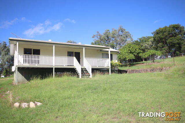 112 Lyons Street MUNDUBBERA QLD 4626