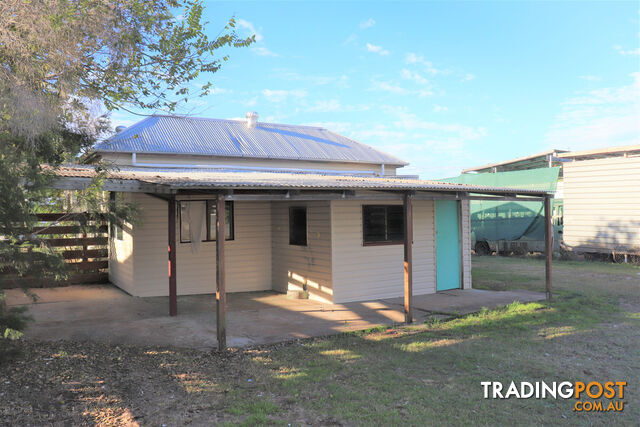 18 Flinders Street MUNDUBBERA QLD 4626