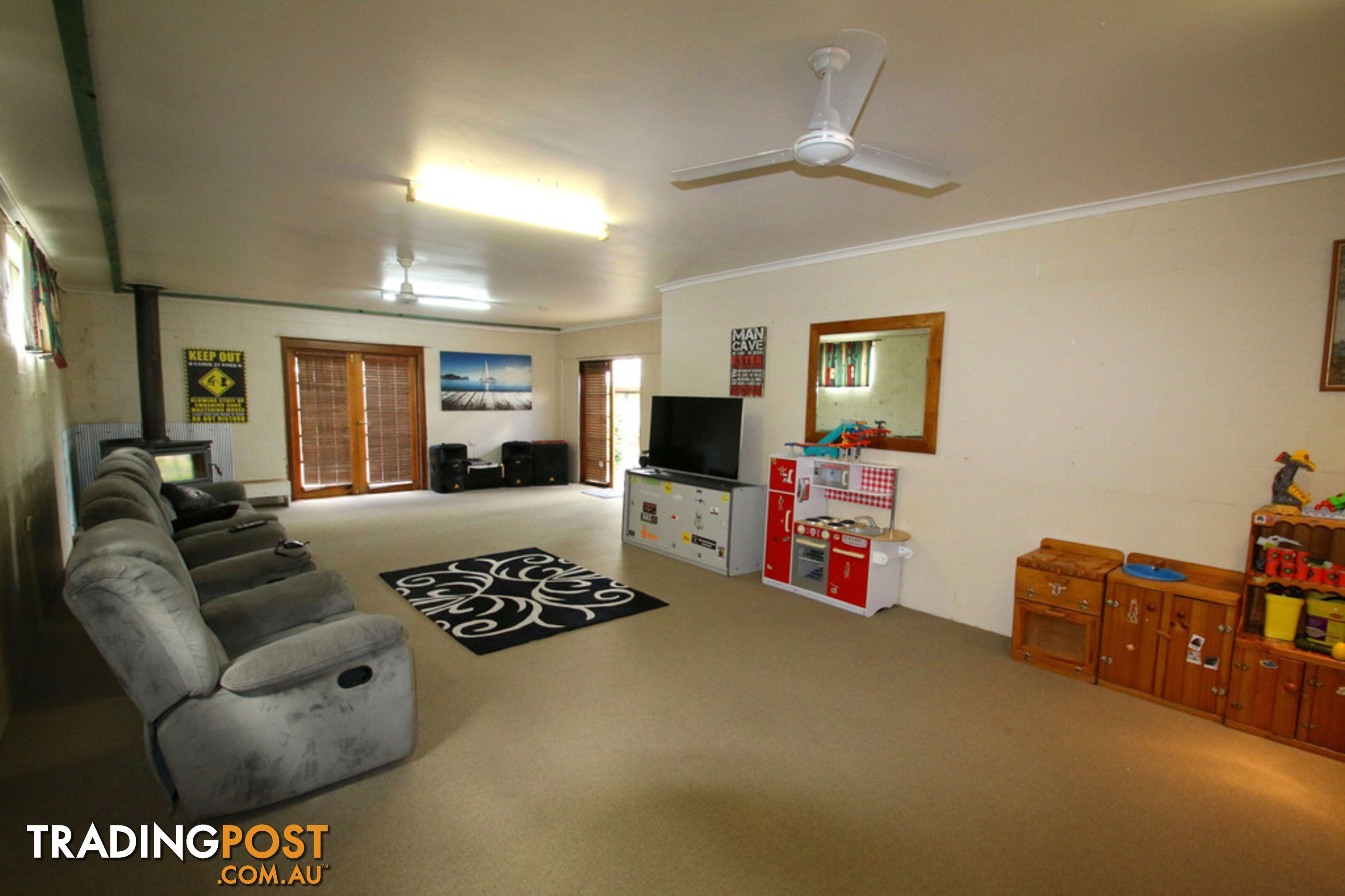 10 Boyle Street MONTO QLD 4630