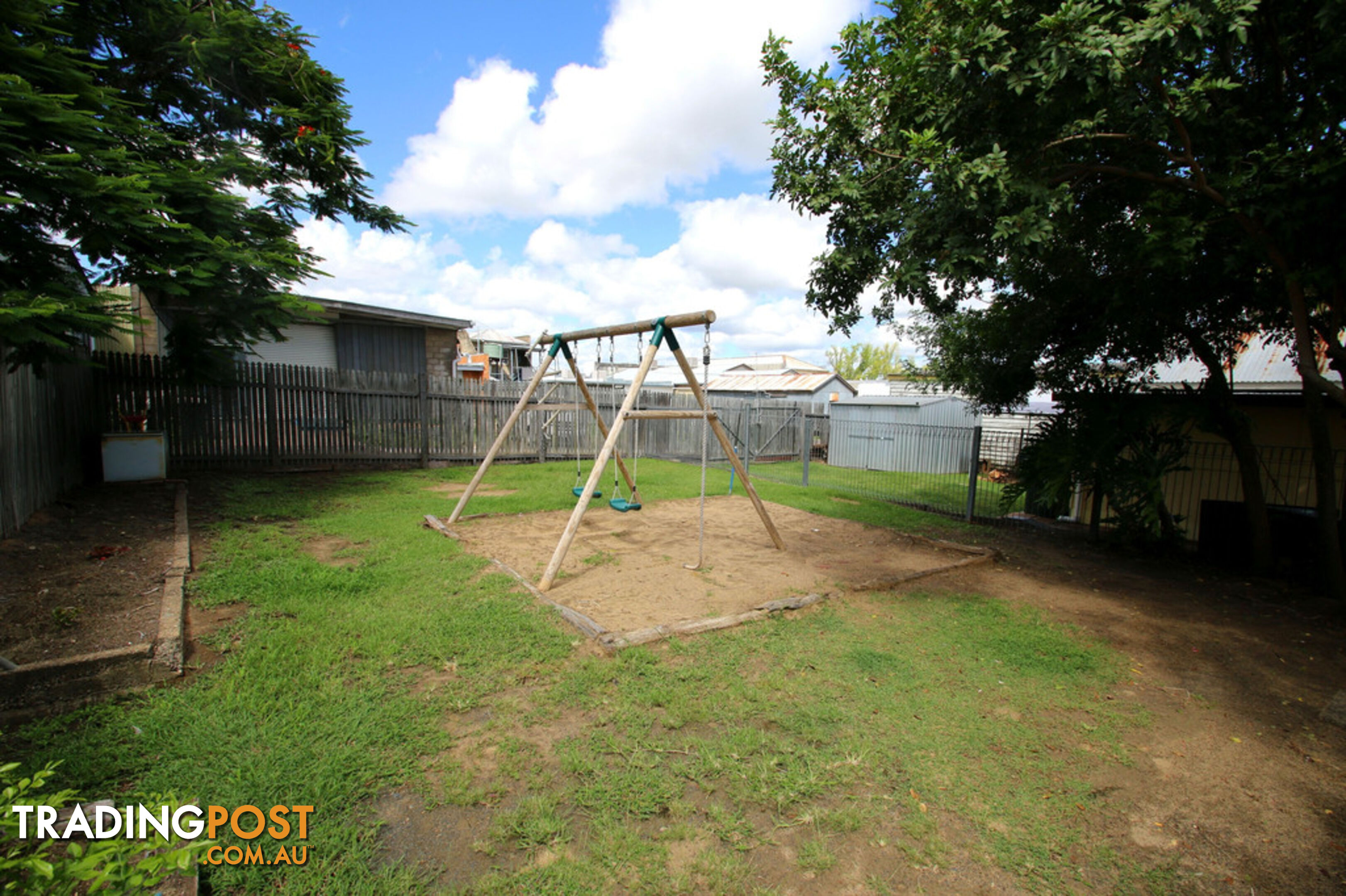 10 Boyle Street MONTO QLD 4630