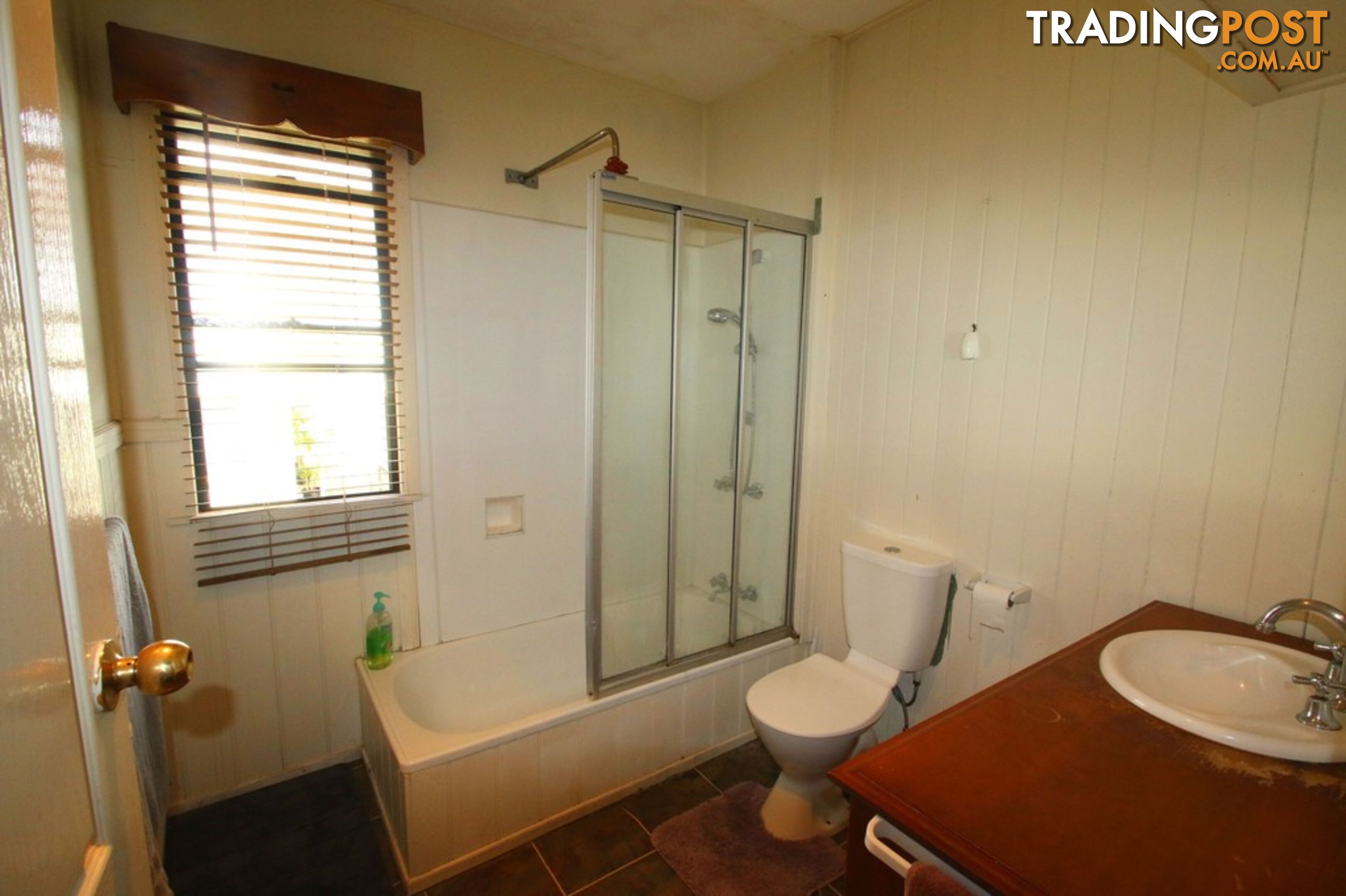 10 Boyle Street MONTO QLD 4630