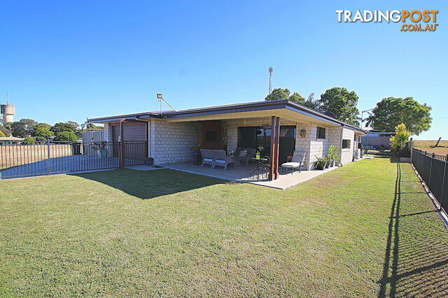 53 Bell Street MONTO QLD 4630