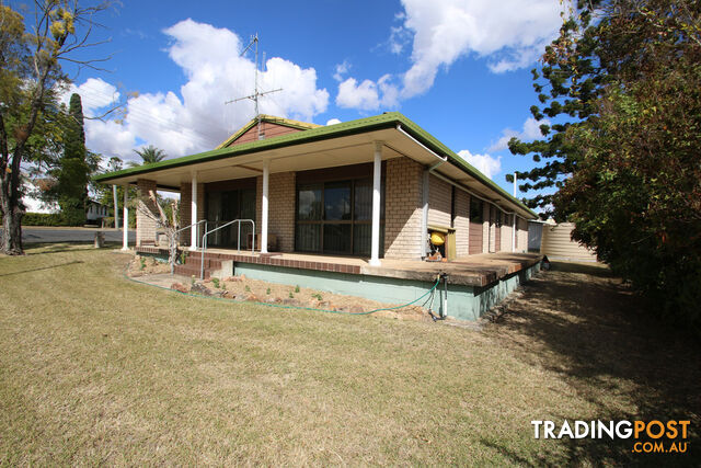 6 Rutherford Street MONTO QLD 4630