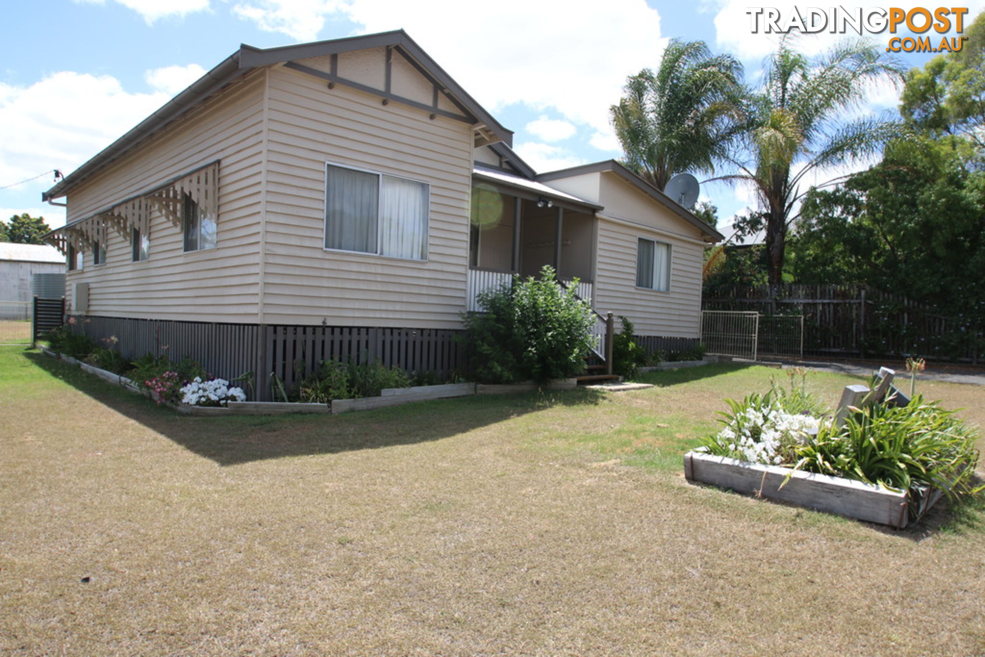 1 Wheatley Street MONTO QLD 4630