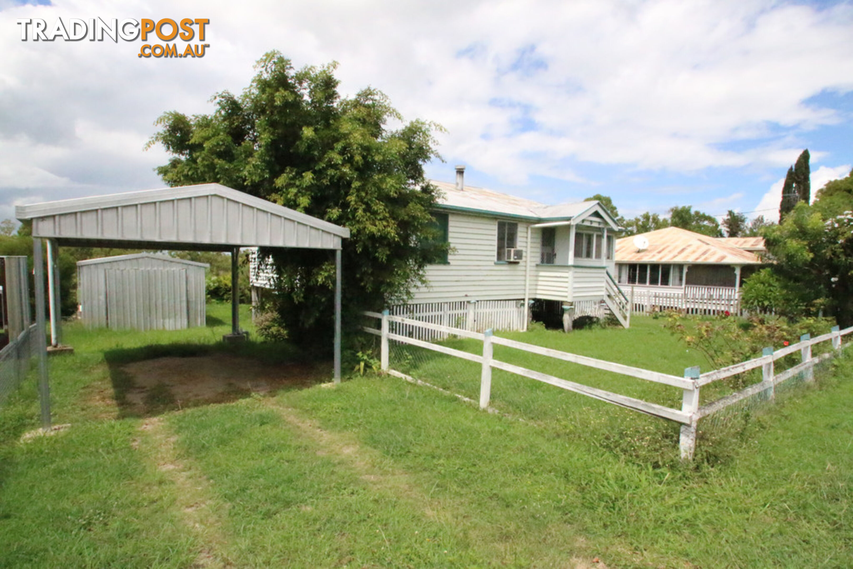 16 Dalton Street MONTO QLD 4630