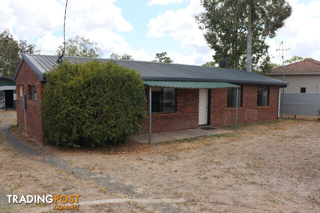 19 Stuart-Russell Street MUNDUBBERA QLD 4626