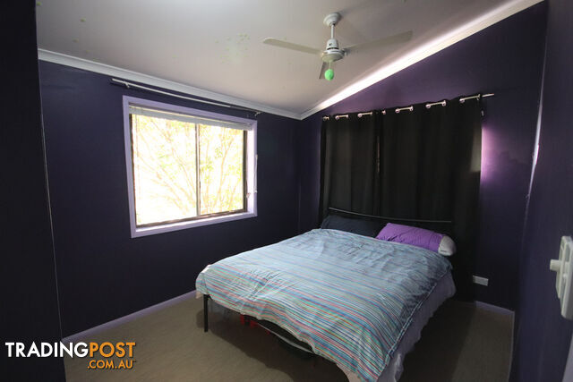 19 Stuart-Russell Street MUNDUBBERA QLD 4626