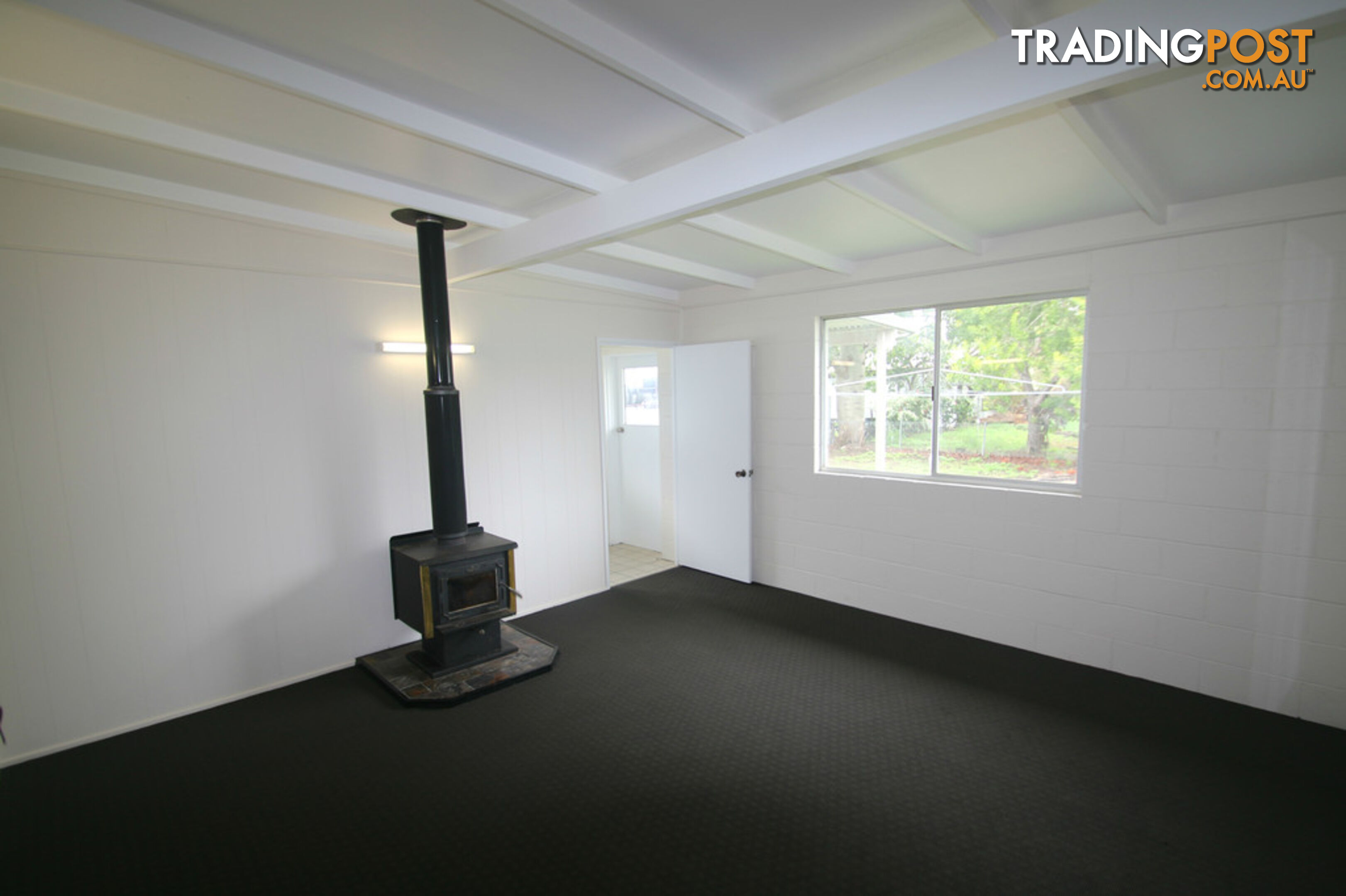 7 Flinders Street MONTO QLD 4630