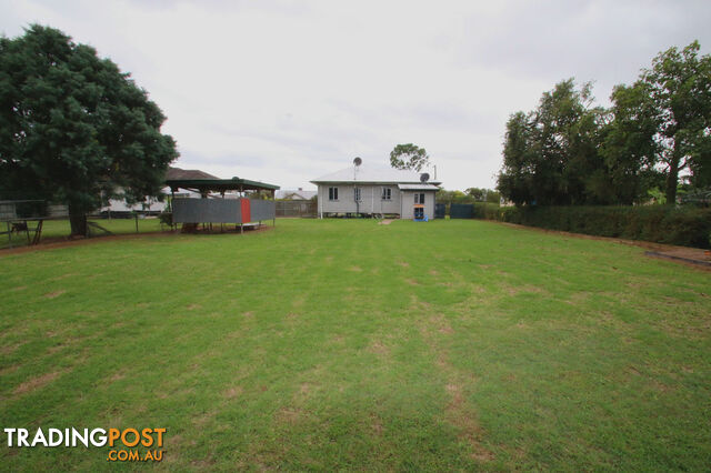 13 Mitchell Street MONTO QLD 4630