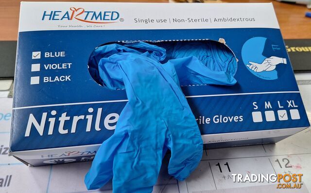 Nitrile Gloves