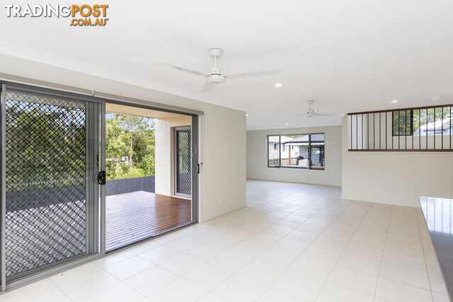 16 Eunice Place EVERTON PARK QLD 4053