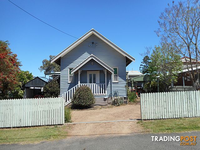 81 Drayton Street Nanango, QLD 4615