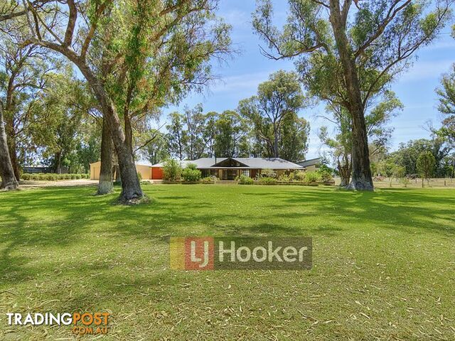 15 Forest Court REINSCOURT WA 6280